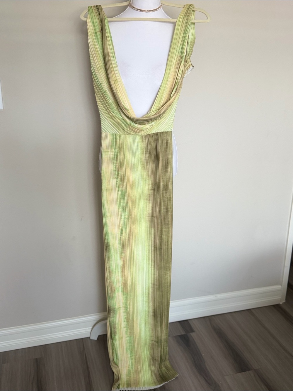 PrettyLittleThing Pleated Cowl Neck Maxi Dress NWT 🌿✨